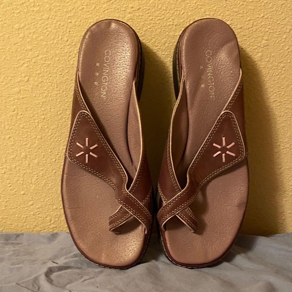 Covington Women's Tan Slide Sandals